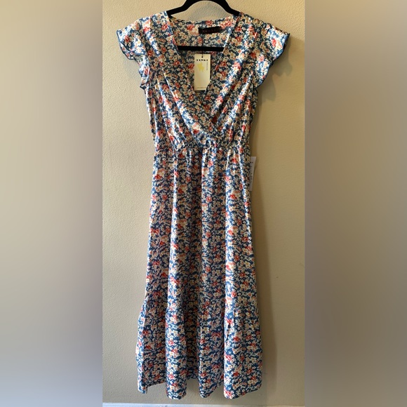 Tenki floral faux wrap midi dress w/cap sleeves and elastic waist, EU size 8 - Picture 1 of 4